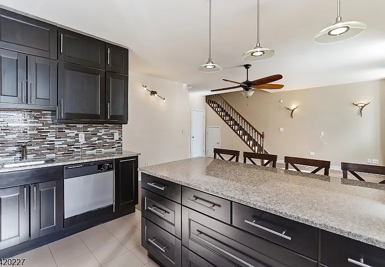 39-45 Bruen St #4 — Photo 11