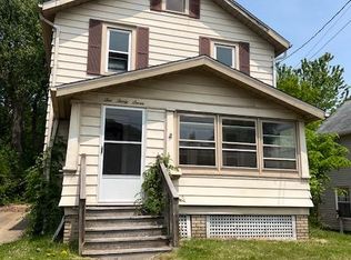 1037 Oak Ave, Barberton, OH 44203