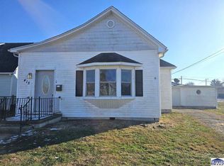 415 W Miller Ave W, West Terre Haute, IN 47885