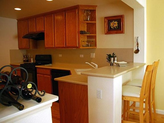 Kitchen & counter