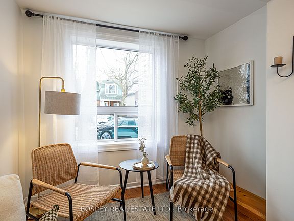 3rd image of 195 Rhodes Ave