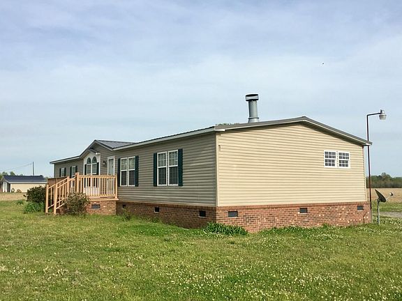 Fireplace, Laundry Room, Living Room, Family Rooms, 3 Bedroo