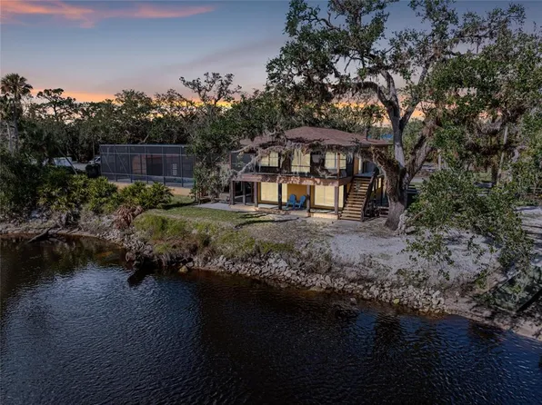 651 Dixon Rd, Venice, FL 34292
