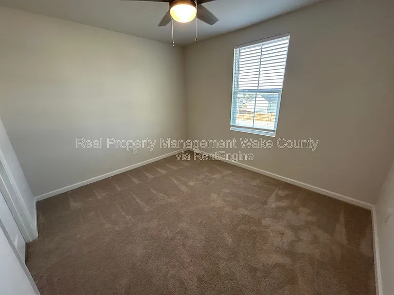 262 Hunting Wood Dr — Photo 24
