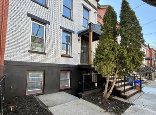 62 Catherine St APT 1, Albany, NY 12202