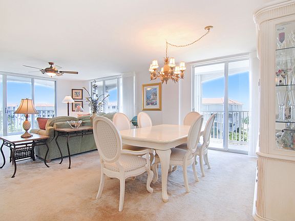 3rd image of 8932 Laguna Ln Unit 504