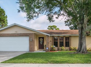 982 Pineland Dr, Rockledge, FL 32955