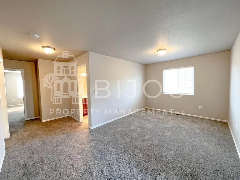 7673 Silver Larch Point — Photo 16