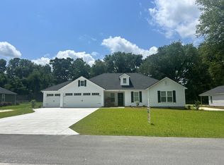 28 Lancer Ln, Ray City, GA 31645
