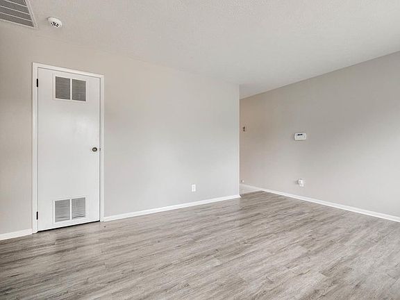 5th image of 2234 Bertke Ct