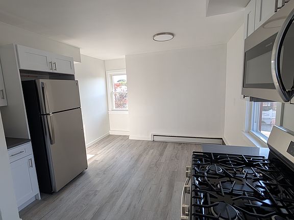 2nd image of 144-31 168th St #2