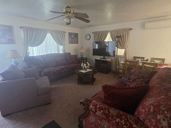 4th image of 22577 Church St