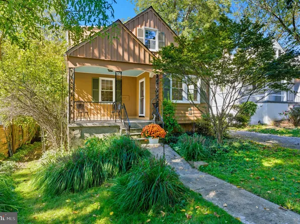 571 Woodbine Ave, Baltimore, MD 21204