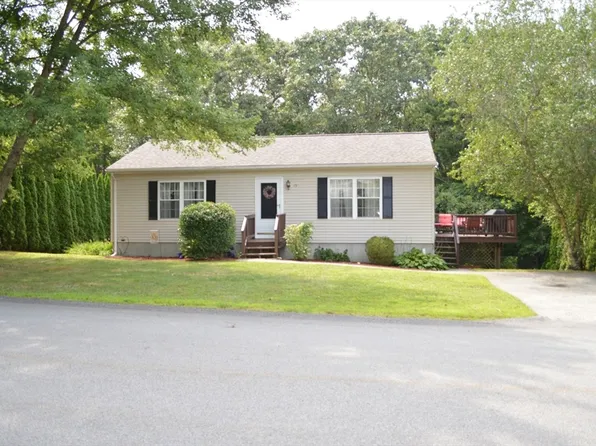 75 Eagle Dr, Douglas, MA 01516