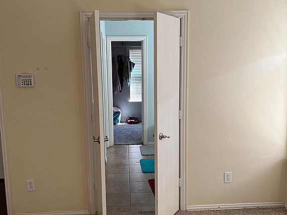2nd image of 1055 Port Sullivan Dr