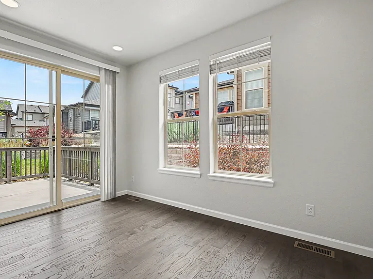 6812 Dewey Dr — Photo 16