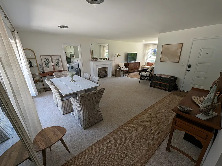 177 NE Spanish Ct — Photo 7
