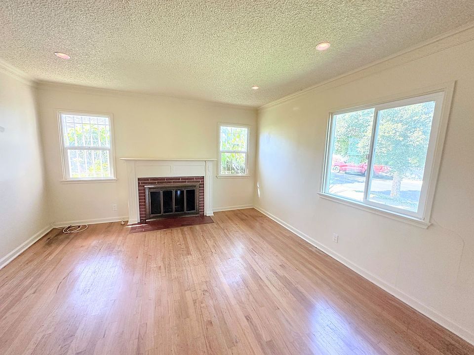 1st image of 3977 Coolidge Ave