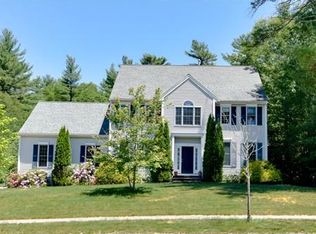 6 Applewood Rd, Norfolk, MA 02056