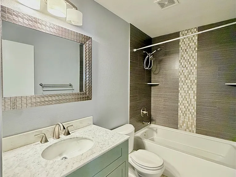 7449 Easingwold Dr — Photo 12