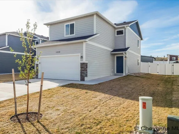 1530 Alyssaelaine Dr, Cheyenne, WY 82007