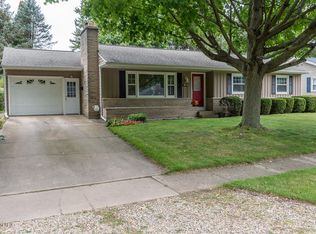 3318 Devonshire Ave, Kalamazoo, MI 49006