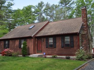 29 College Pond Rd, Plymouth, MA 02360