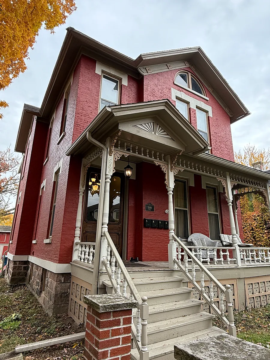 Front Porch - 500 Stuart Ave #4