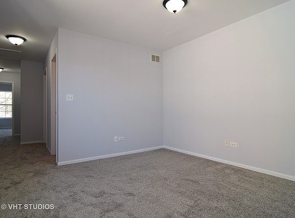 5th image of 1909 Grove Ave