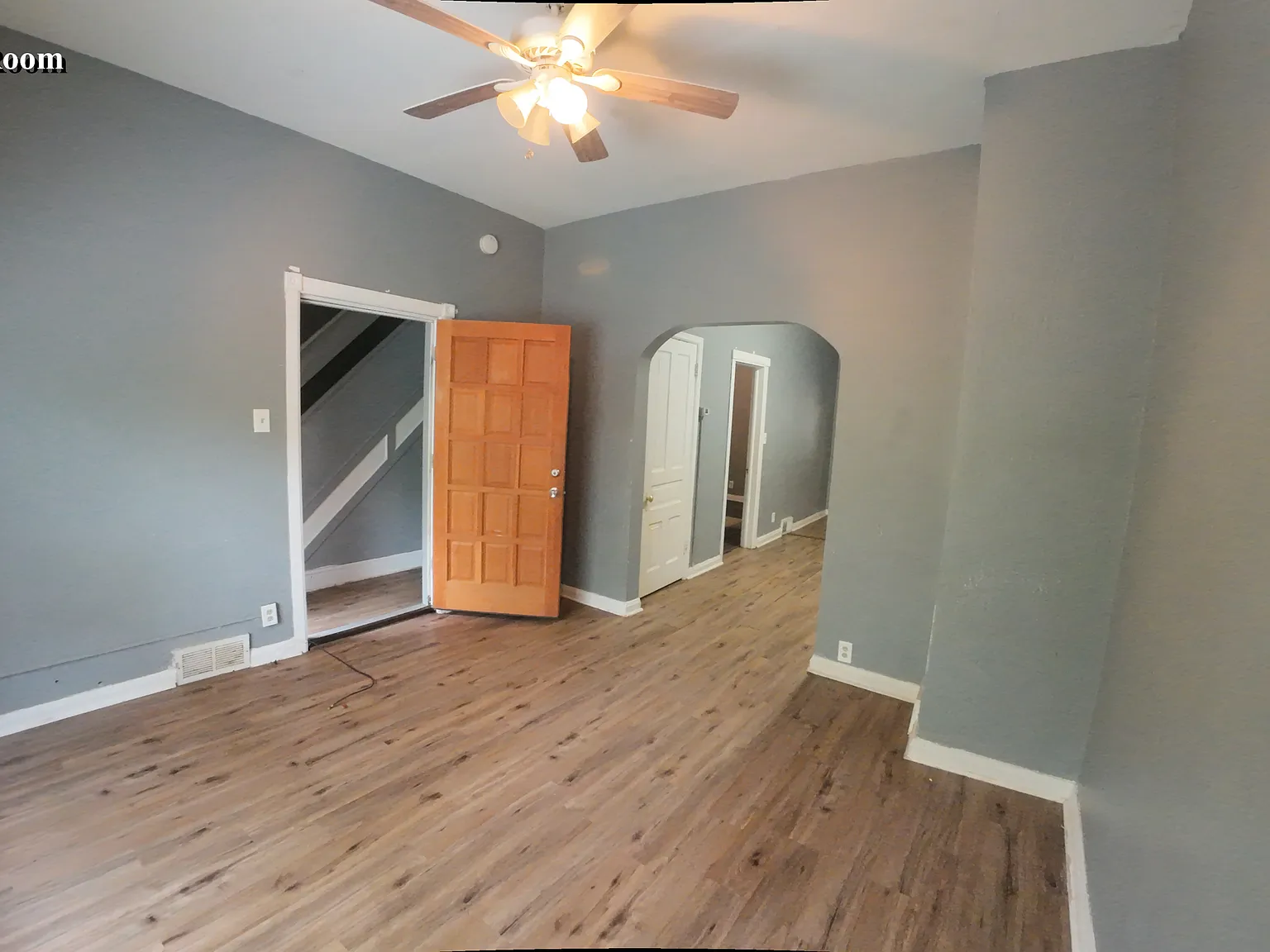 255 Maria Ave — Photo 2
