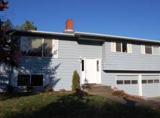 10175 SW Heather Ln, Beaverton, OR 97008