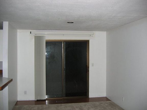 3rd image of 4106 Timberline Dr SE