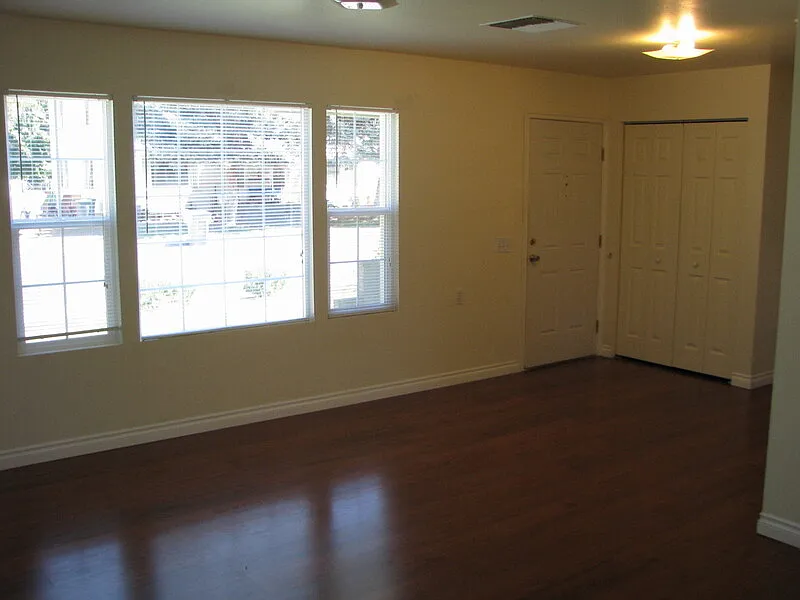 Building Photo - 1317 Perkins Ave
