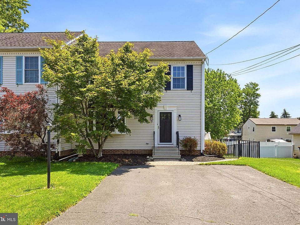 1st image of 409 Saw Mill Ln #B