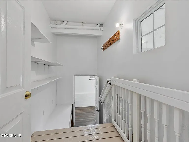 257 Ford Rd — Photo 23