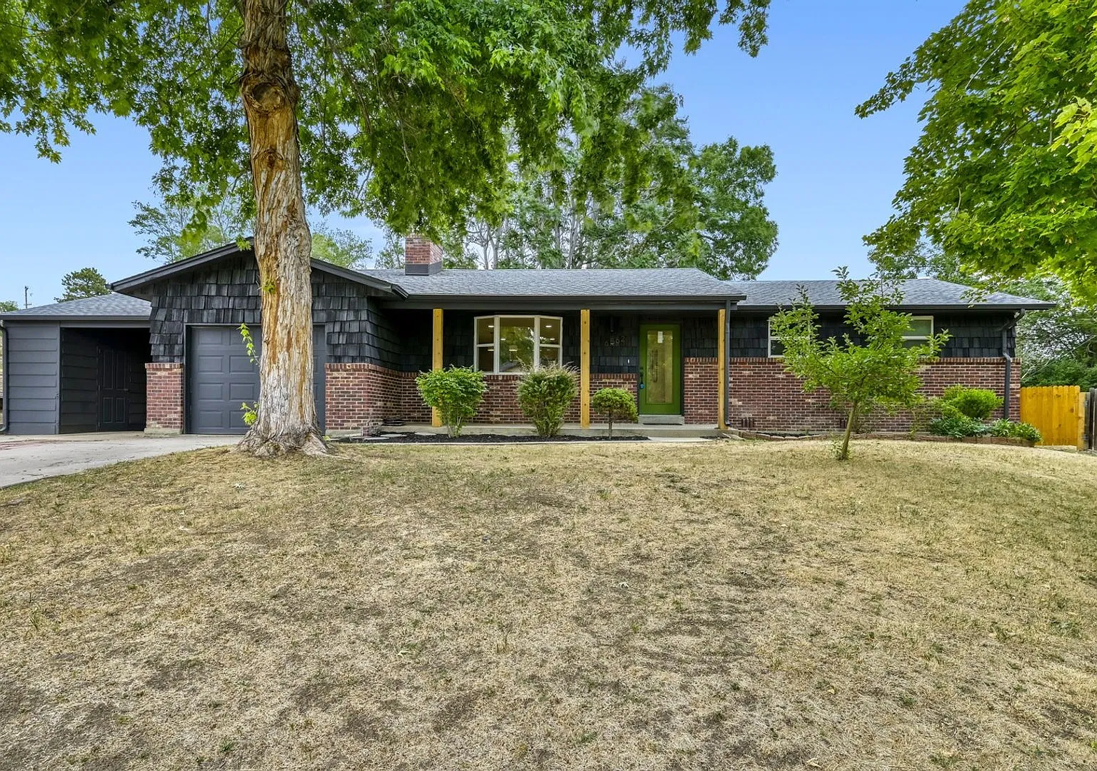 Charming 3BR House in Arvada — Photo 2