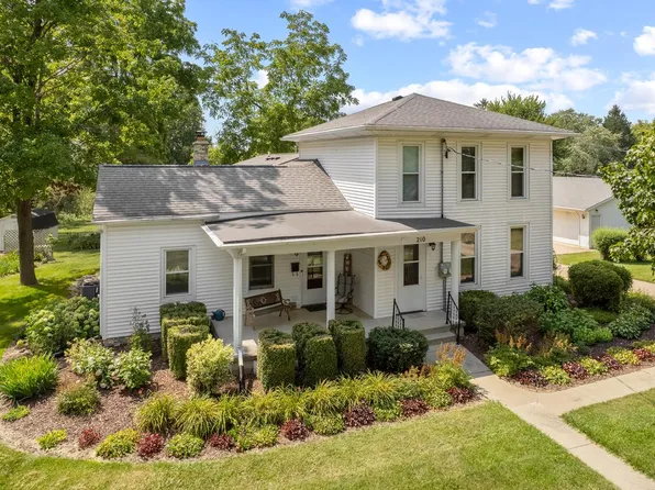 210 Fremont STREET, Watertown, WI 53098