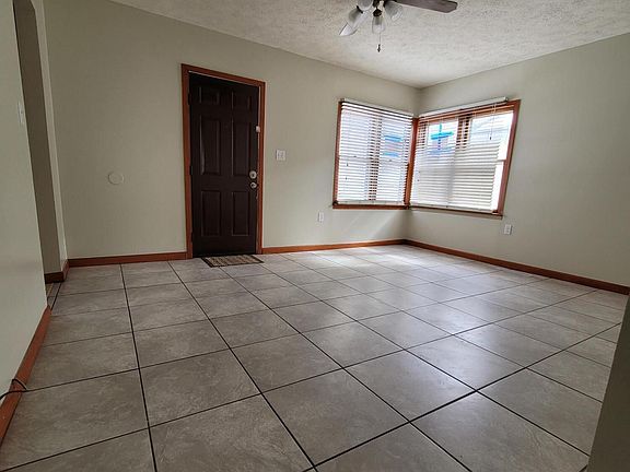 2nd image of 1701 Ave B