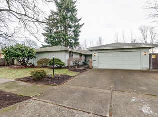 2440 Willona Dr, Eugene, OR 97408