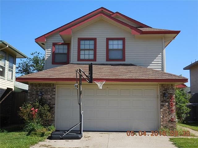 1st image of 3823 Clover Hill Ln