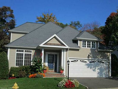 45 Jasmine Cir, Milford, CT, 06461