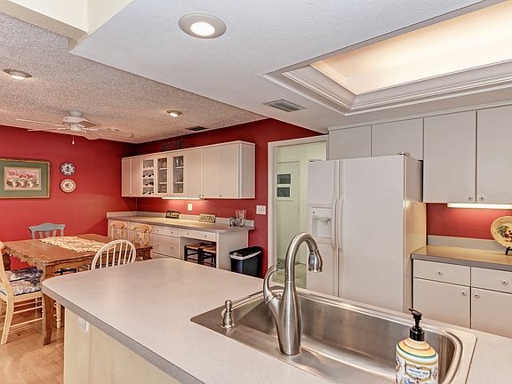 4th image of 6807 7th Ave W