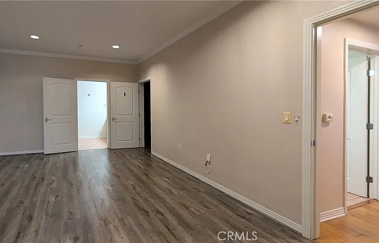 214 S Alexandria Ave #102 — Photo 9
