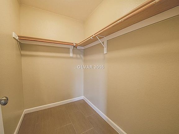 5th image of 1069 Sky Rock Ct