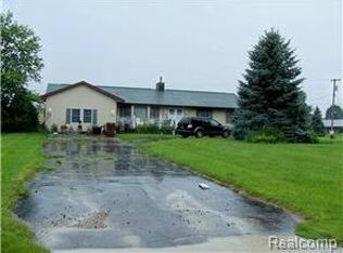 18350 Elwell Rd, Belleville, MI 48111