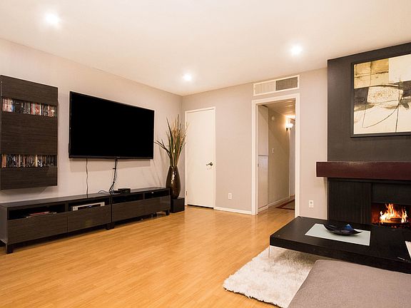 2nd image of 6112 Summertime Ln