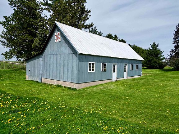 5th image of 2393 Glenville Rd