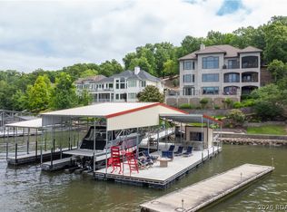 1028 Brookhaven Ln, Sunrise Beach, MO 65079