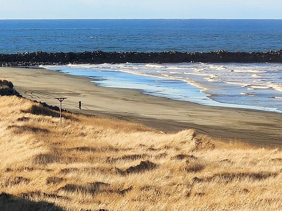 3rd image of 1307 Ocean Shores Boulevard SW #N51