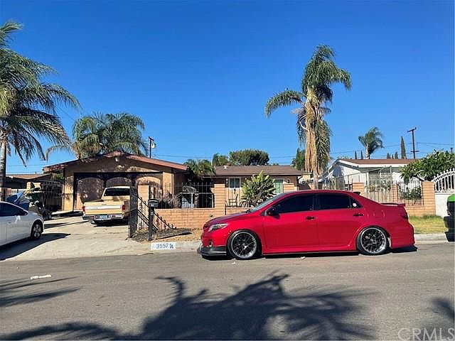 1st image of 3557 Windsong St